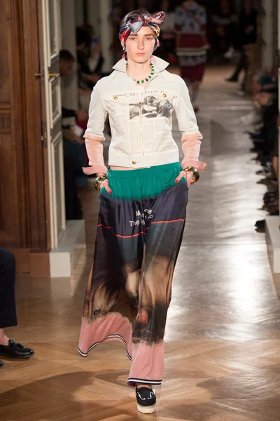 Look 35